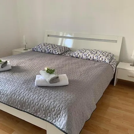 Apartment Apartma Enej *